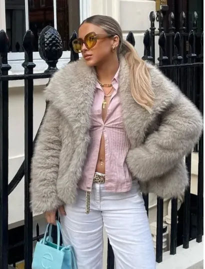 Glam Luxe™ Faux Fur Plush Coat – Winter Edition