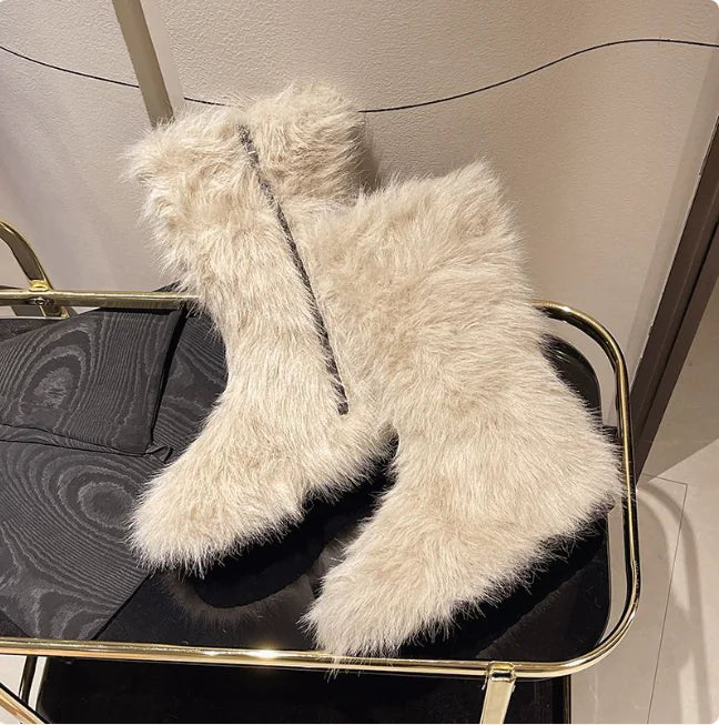 LuxeFur™ Thermal Snow Boots – Ultra-Plush, Winter-Proof, & Fashion-Ready